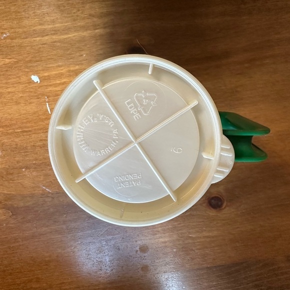 Candylane Hershey Amusement Park Christmas Cup Mug Plastic Souvenir Pennsylvania - Picture 4 of 4